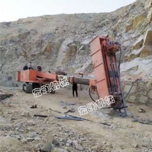 8米履带式锚固钻机发货福建漳州 宏润机械